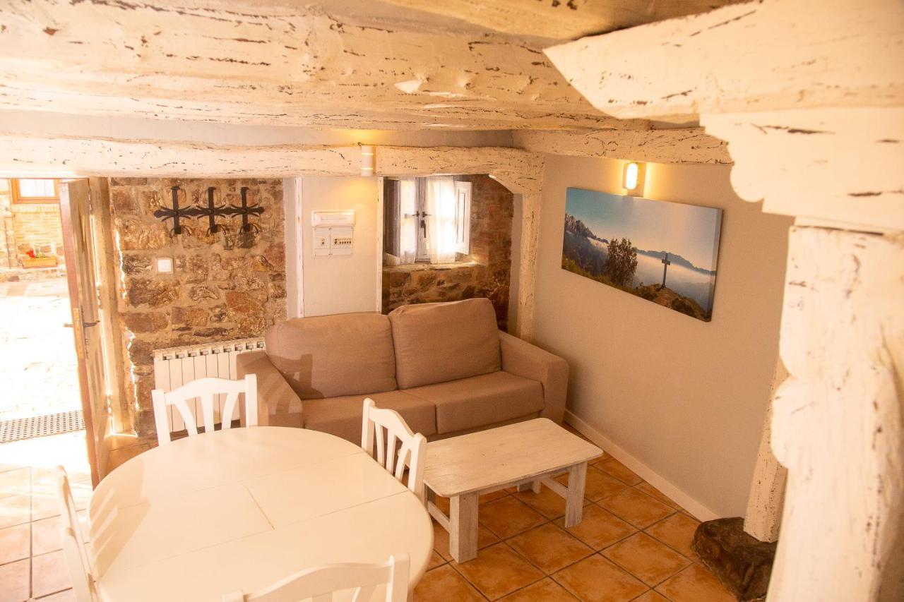 Lerones Apartamentos El Patio מראה חיצוני תמונה